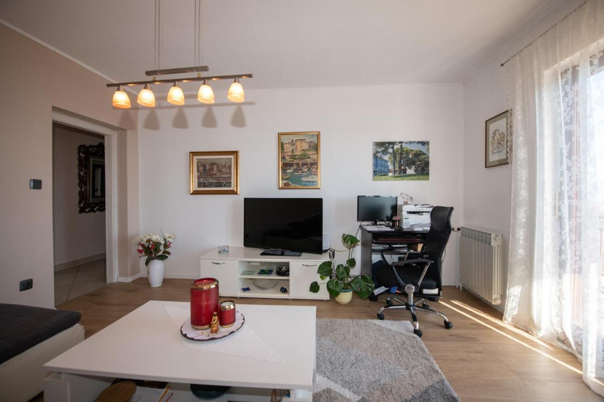 Apartman Elvis 洛夫兰 外观 照片